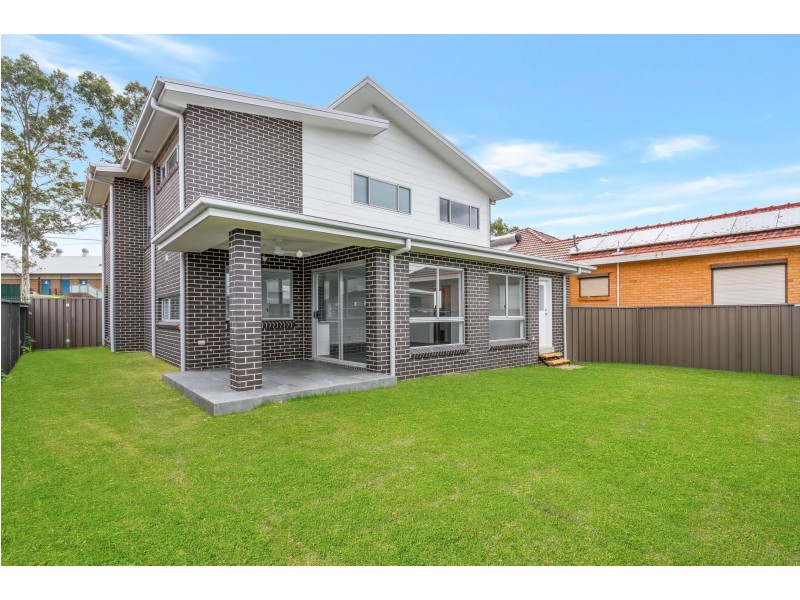 10 Lowana Avenue, Merrylands NSW 2160