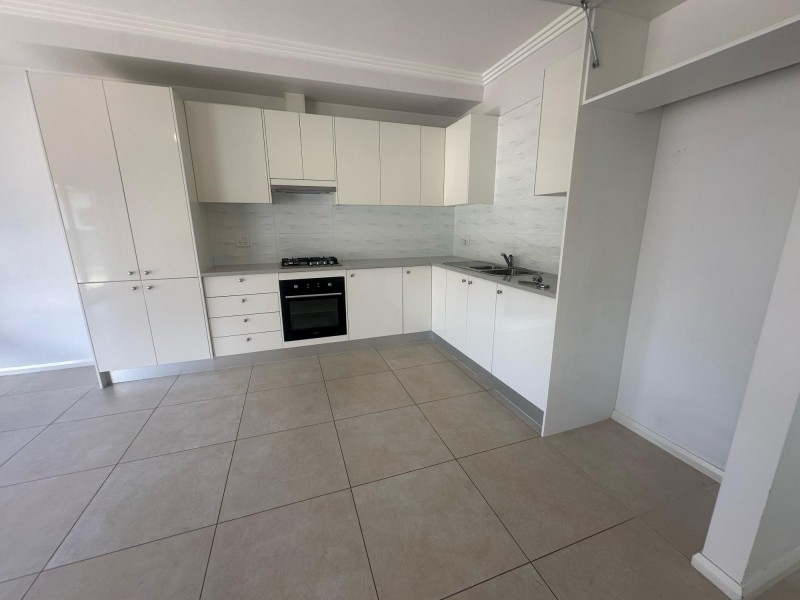 1/106-108 Chifley Street, Smithfield NSW 2164