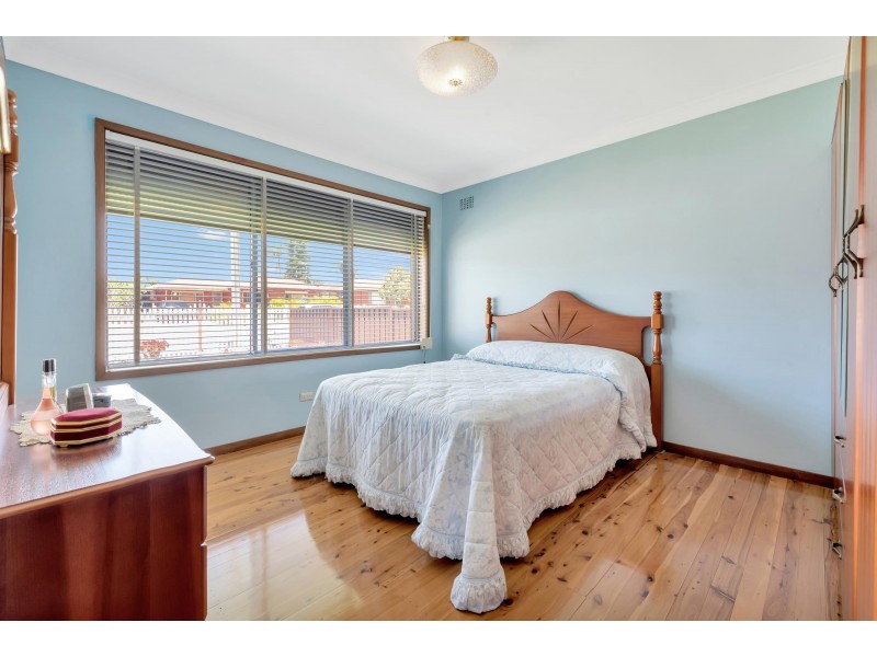 21 Ainslie Street, Fairfield NSW 2165