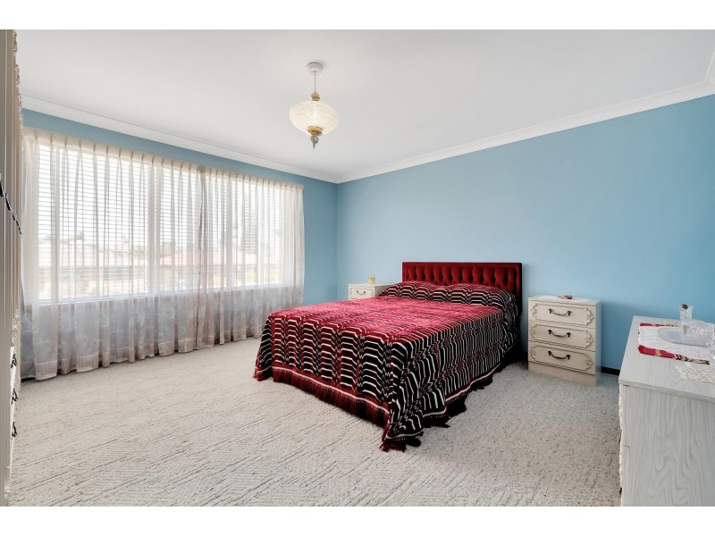 21 Ainslie Street, Fairfield NSW 2165