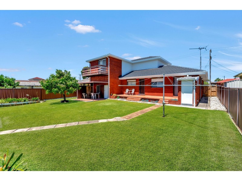 21 Ainslie Street, Fairfield NSW 2165