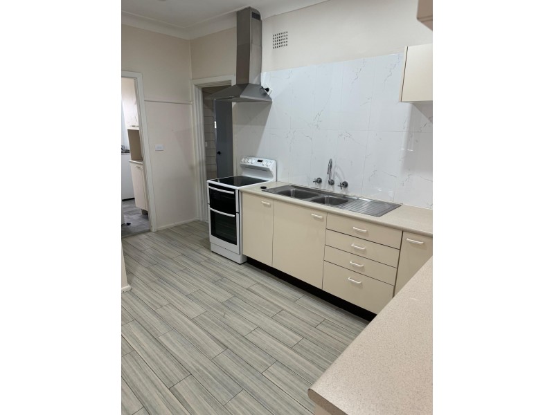 6 Lombard Street, Fairfield NSW 2165