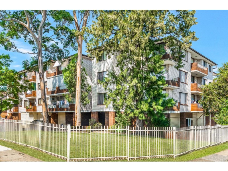 15/35-39 York Street, Fairfield NSW 2165