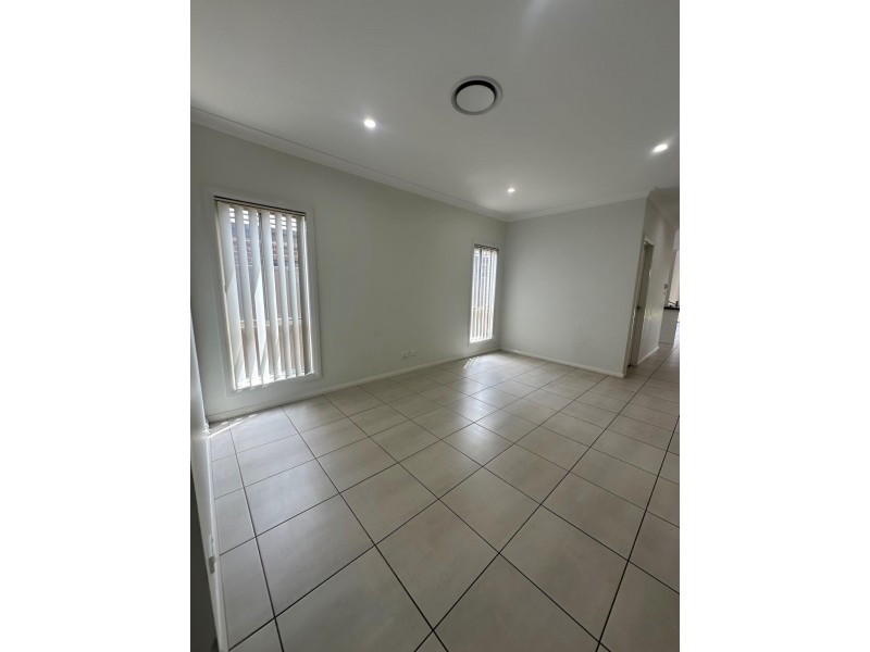 8B Harvey Street, Oran Park NSW 2570