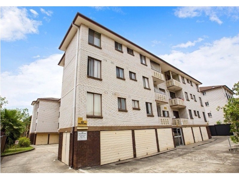 21/8 Goulburn street, Warwick Farm NSW 2170