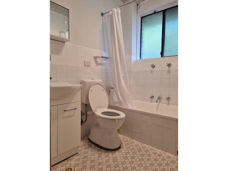 21/8 Goulburn street, Warwick Farm NSW 2170