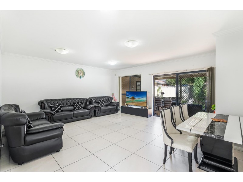 2A Hampton Street, Fairfield NSW 2165