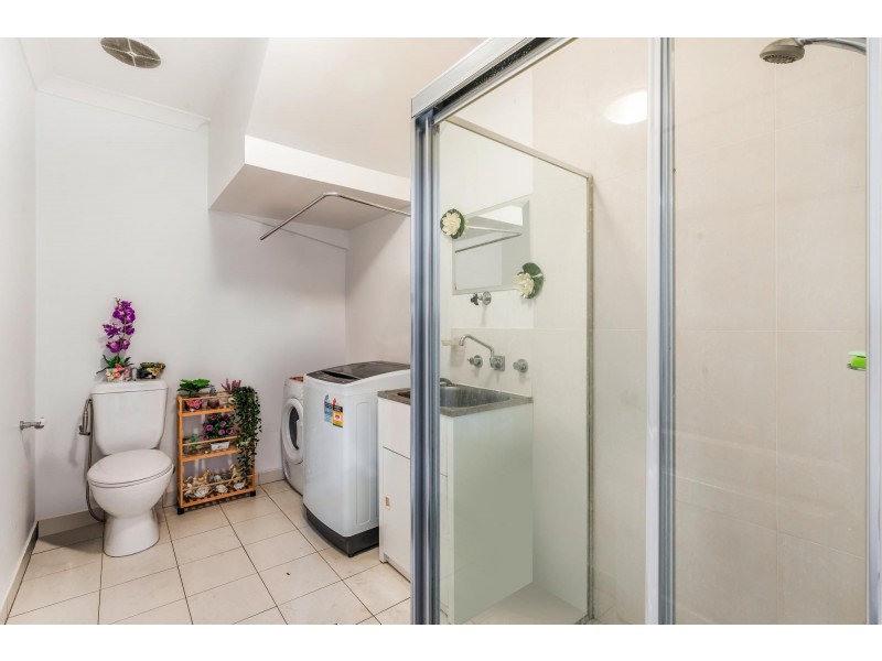 2A Hampton Street, Fairfield NSW 2165