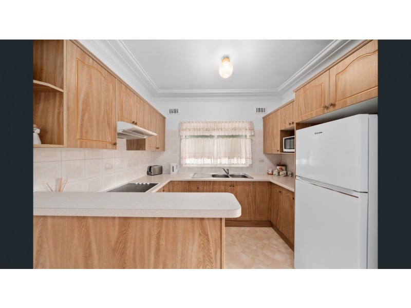 2a Stanbrook Street, Fairfield Heights NSW 2165