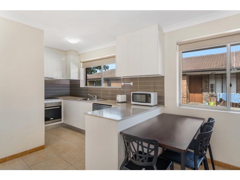 4/31 Railway Parade, Fairfield NSW 2165