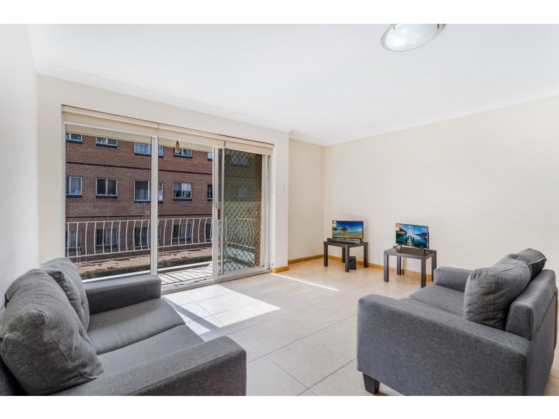 4/31 Railway Parade, Fairfield NSW 2165