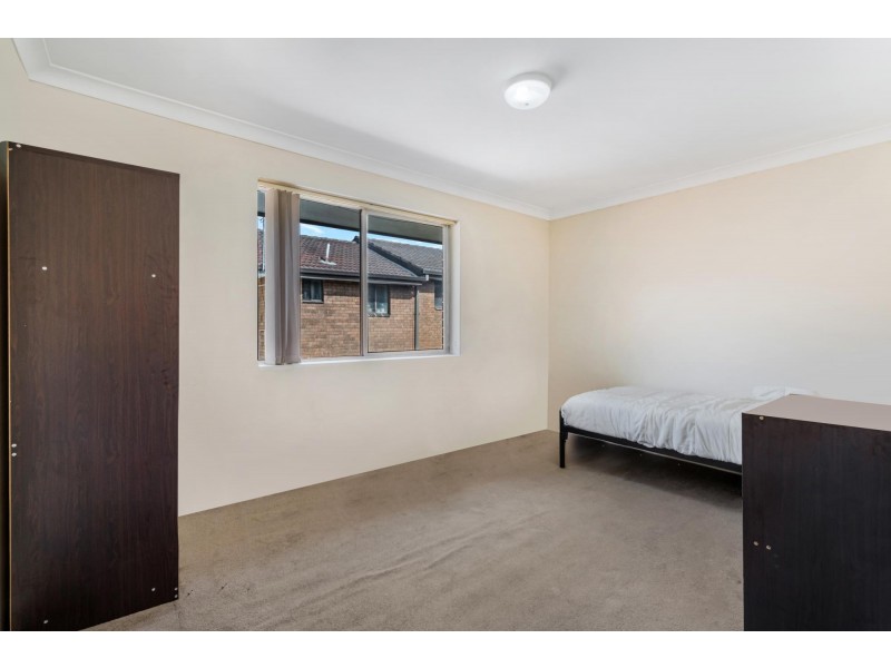 4/31 Railway Parade, Fairfield NSW 2165