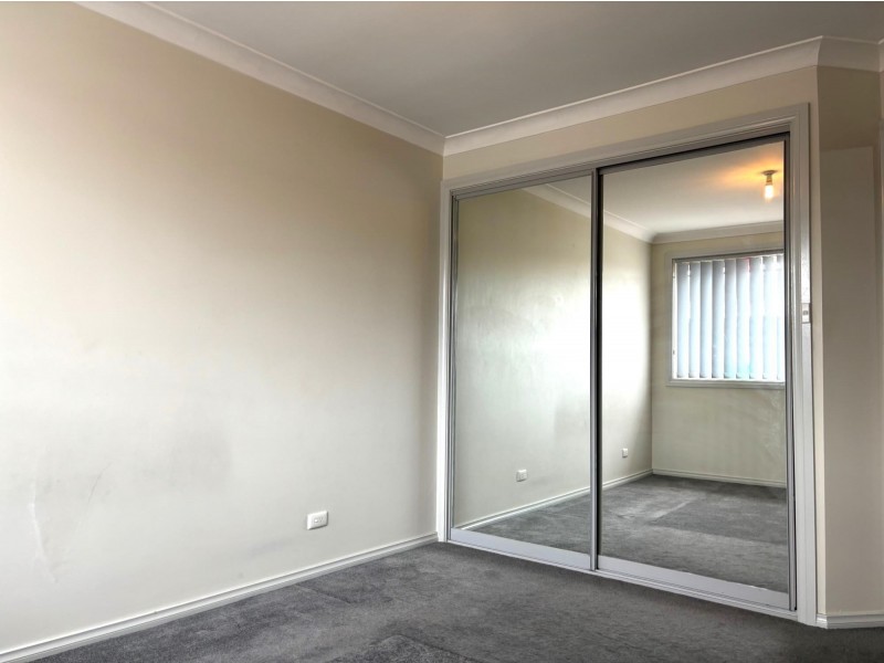 54 Quarry Road, Bossley Park NSW 2176