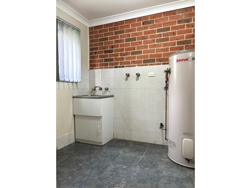 54 Quarry Road, Bossley Park NSW 2176