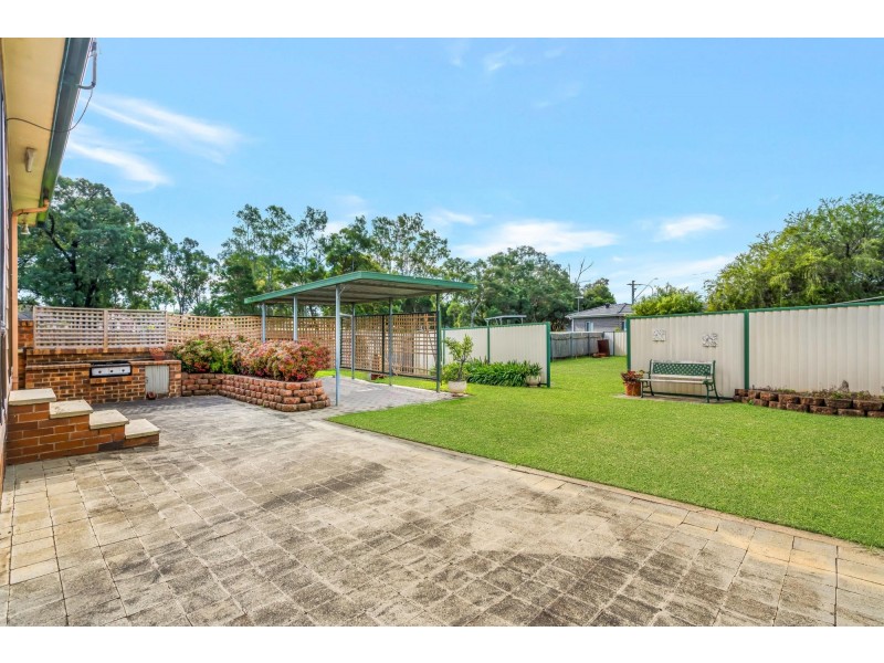 6 Quiros Avenue, Fairfield West NSW 2165