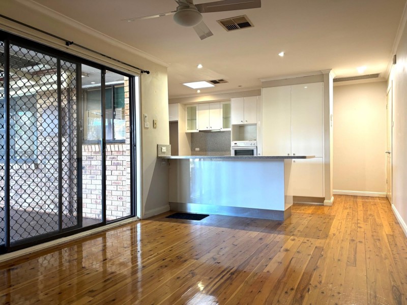 5 Gympie Place, Wakeley NSW 2176