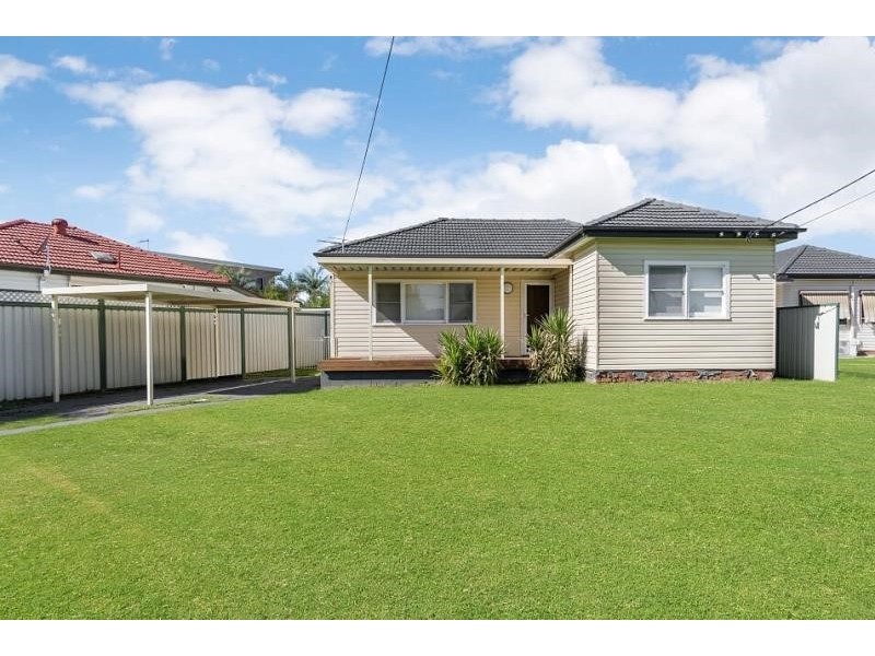 6 Braemar street, Smithfield NSW 2164