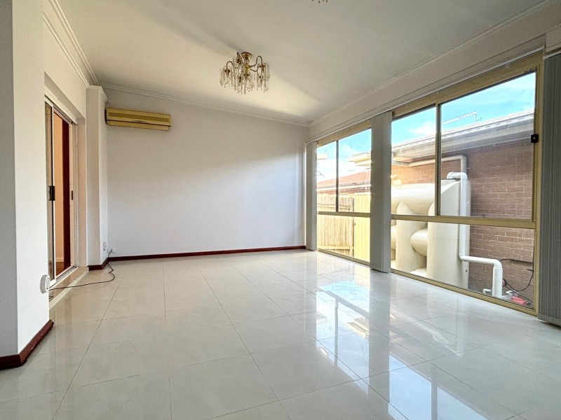 27A Madeline Street, Fairfield NSW 2165