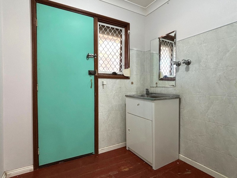 27A Madeline Street, Fairfield NSW 2165