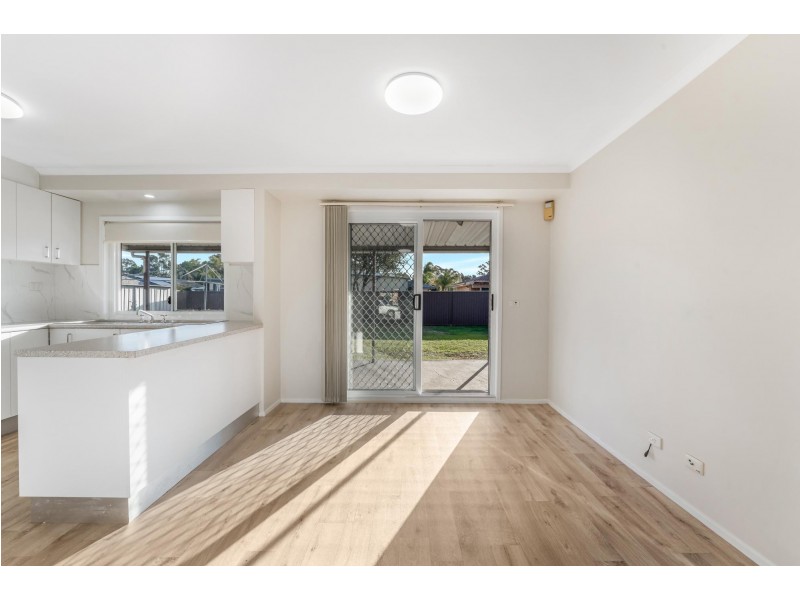 37 Olympus Drive, St Clair NSW 2759