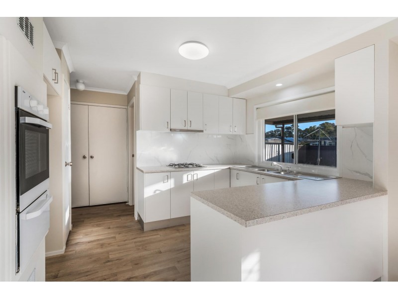 37 Olympus Drive, St Clair NSW 2759