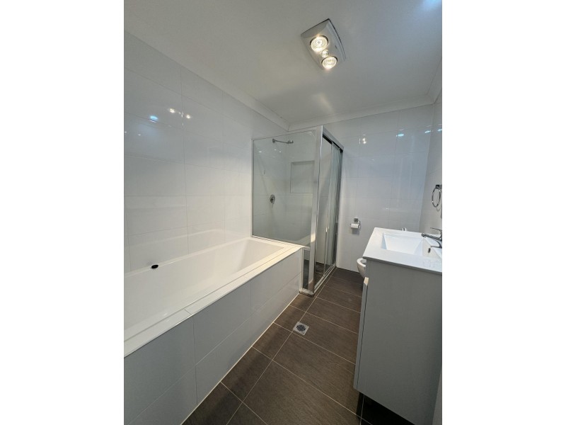 8/106 Chifley Street, Smithfield NSW 2164