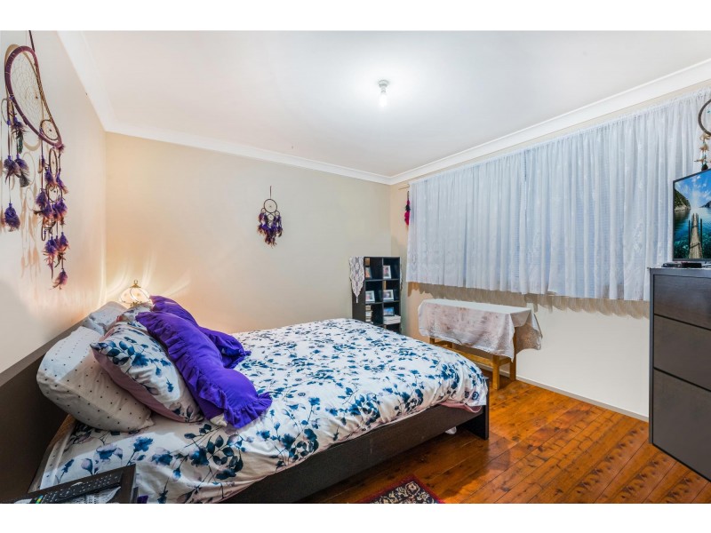 16 Gilmore Avenue, Leumeah NSW 2560