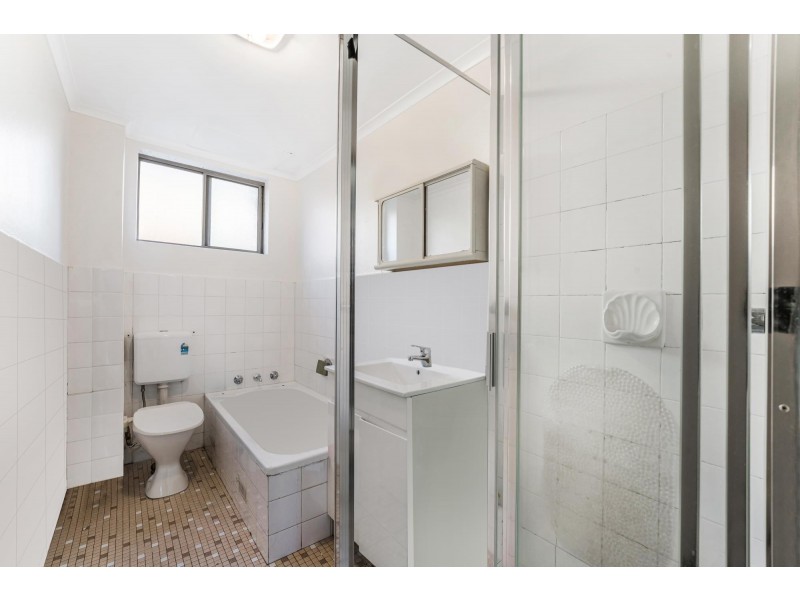 4/92 Harris Street, Fairfield NSW 2165