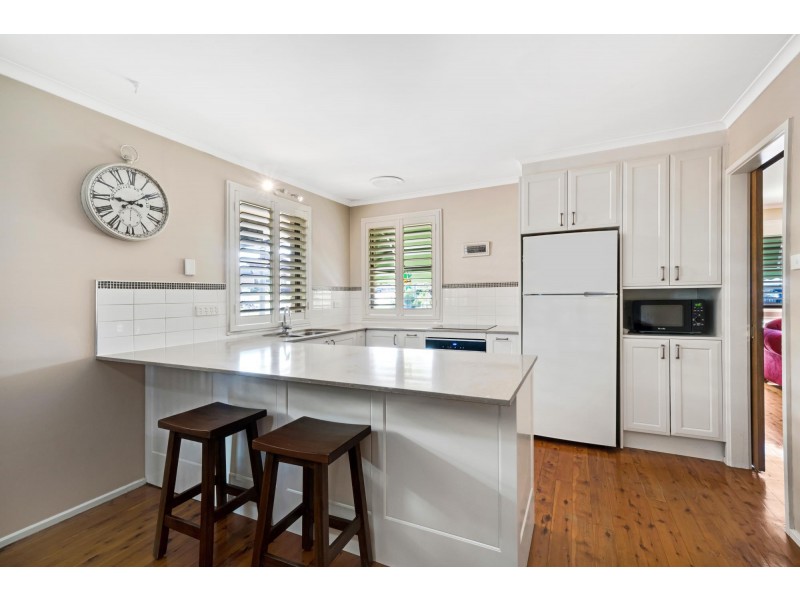 36 Roland Street, Bossley Park NSW 2176