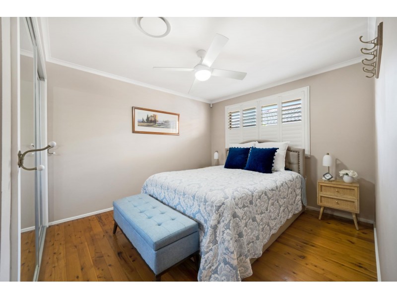 36 Roland Street, Bossley Park NSW 2176