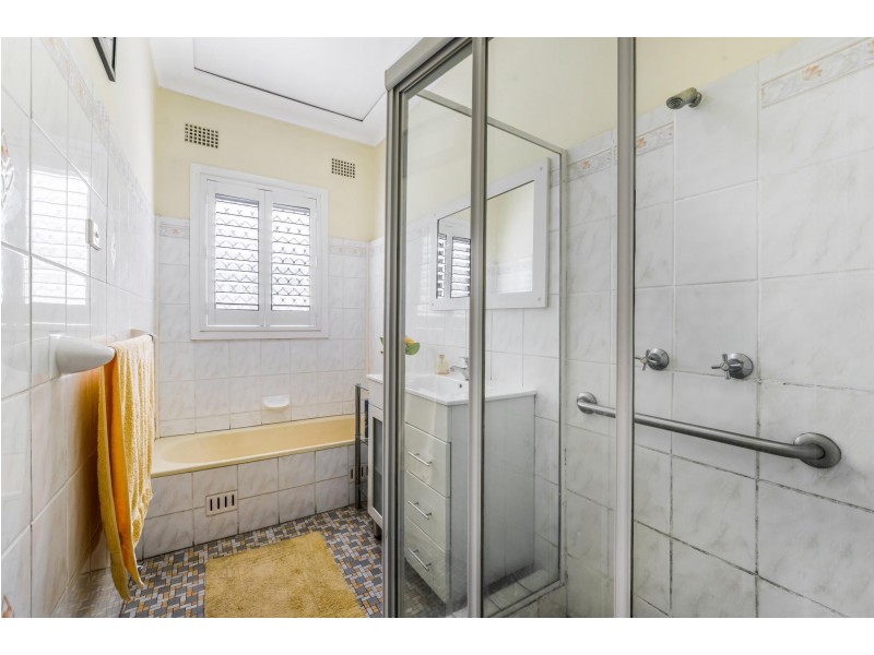 2 Delamere Street, Canley Vale NSW 2166