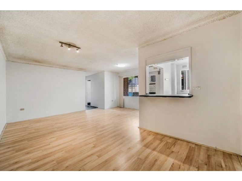 11/25 York Street, Fairfield NSW 2165