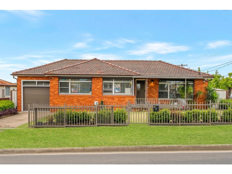 8 Granville Street, Fairfield Heights NSW 2165