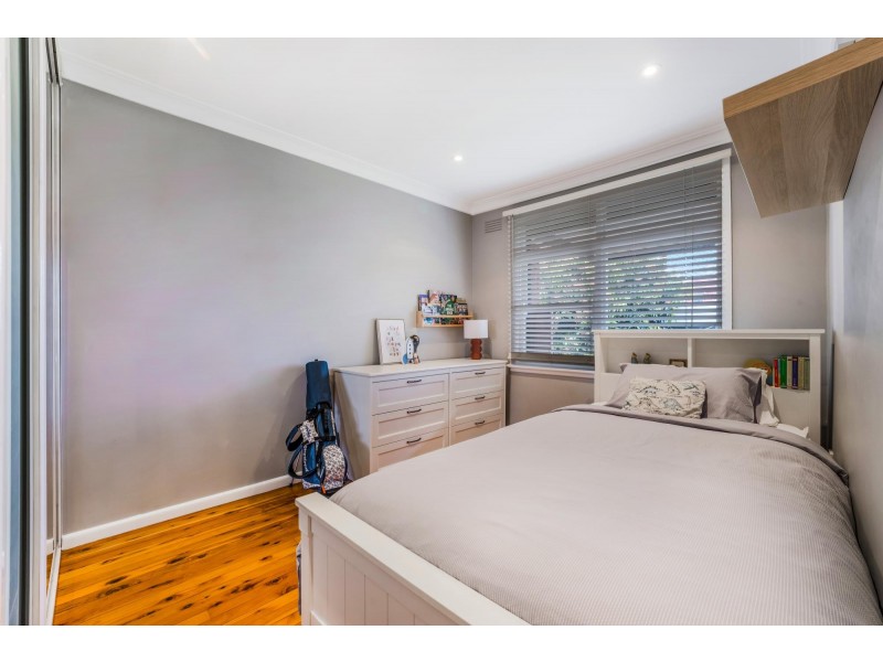 8 Granville Street, Fairfield Heights NSW 2165