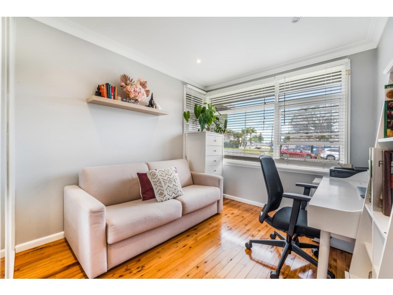 8 Granville Street, Fairfield Heights NSW 2165