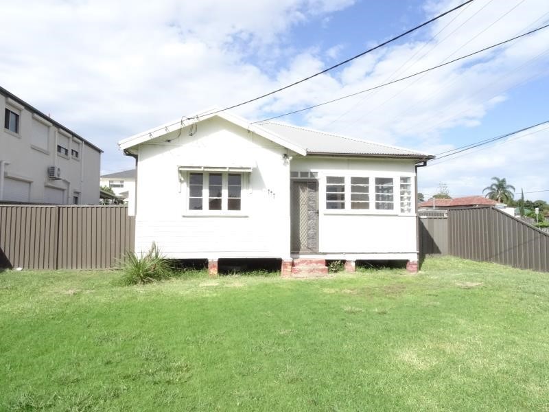 171 Smart Street, Fairfield Heights NSW 2165
