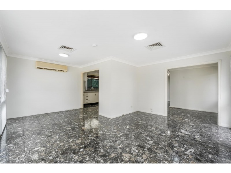 12 Austen Close, Wetherill Park NSW 2164