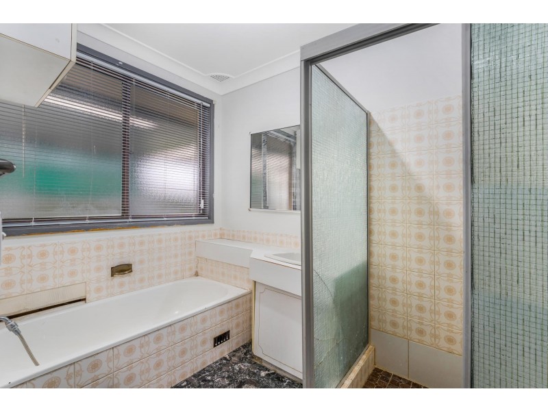 12 Austen Close, Wetherill Park NSW 2164