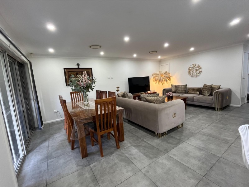 123B King Road, Fairfield West NSW 2165