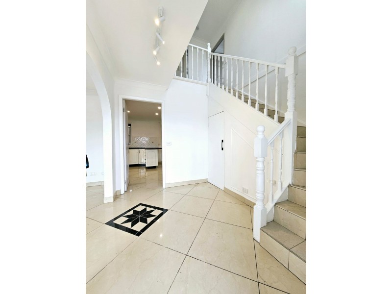 41 Mimosa Road, Bossley Park NSW 2176