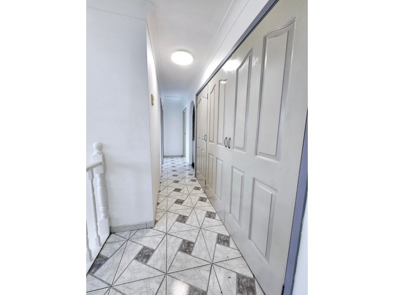 41 Mimosa Road, Bossley Park NSW 2176