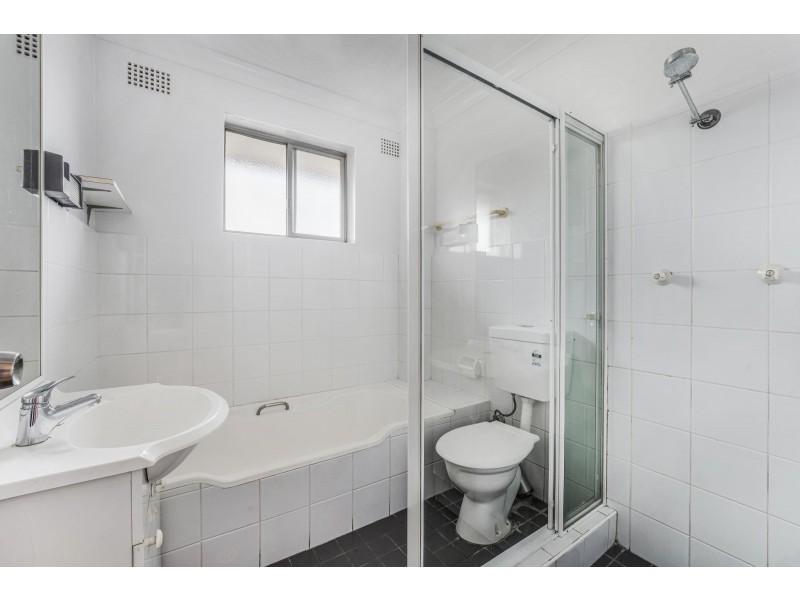 10/81 Harris Street, Fairfield NSW 2165