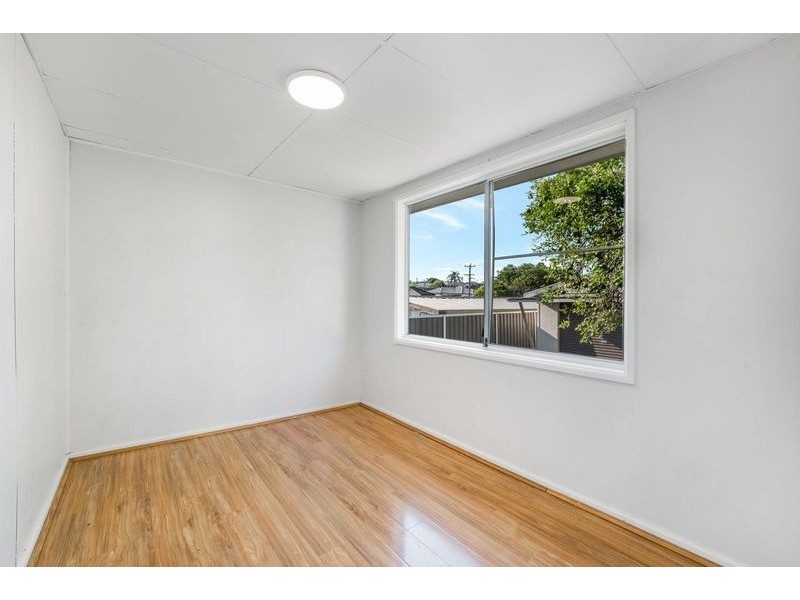 4 Gardiner Crescent, Fairfield West NSW 2165