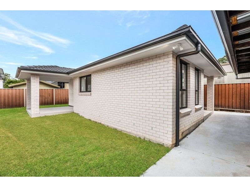 9A Fiona Street, Mount Pritchard NSW 2170