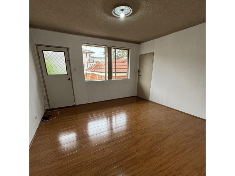 9/64 Hamilton Road, Fairfield NSW 2165