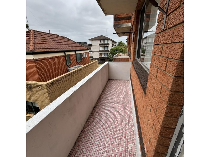 9/64 Hamilton Road, Fairfield NSW 2165