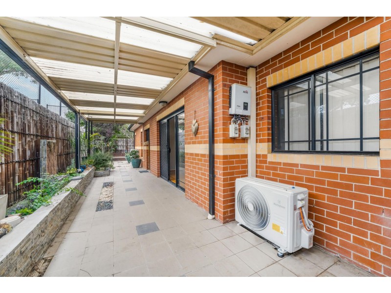 10/10-12 Justin Street, Smithfield NSW 2164