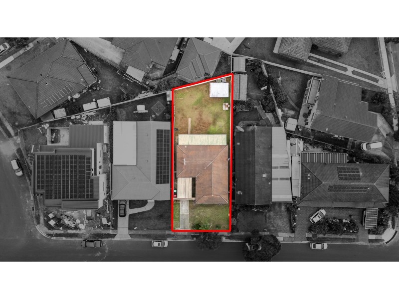 11 Mulligan Street, Bossley Park NSW 2176