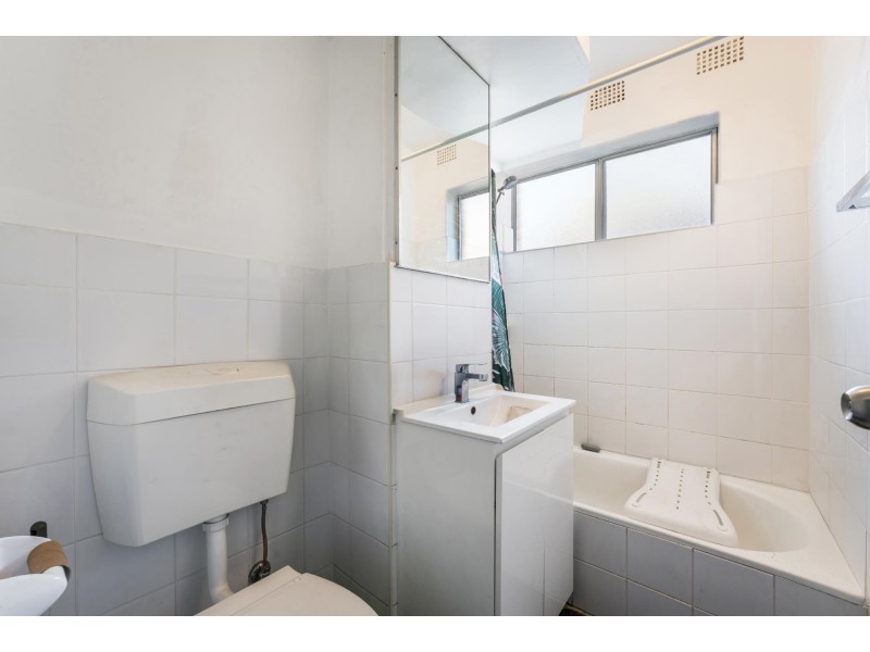 3/3 Ronald Street, Carramar NSW 2163