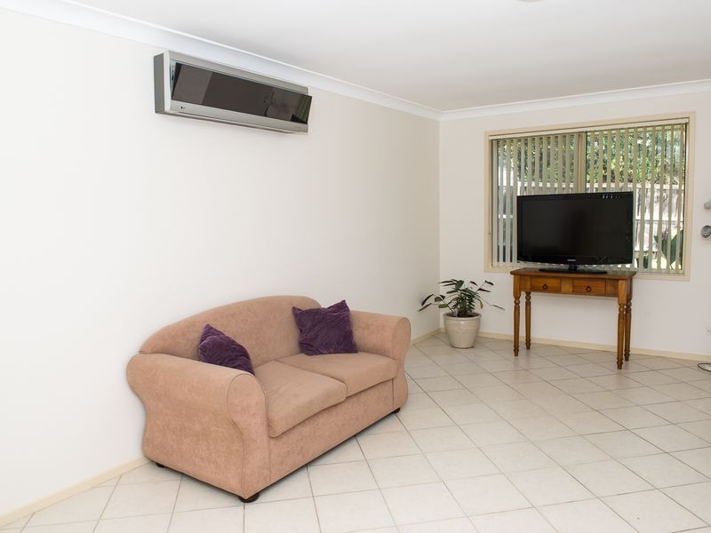 West Hoxton NSW 2171